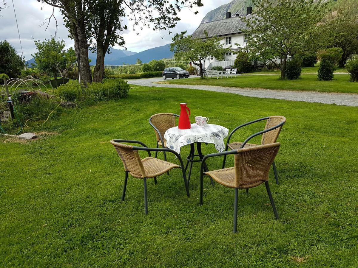 Nora Gard Apartment Andalsnes Luaran gambar